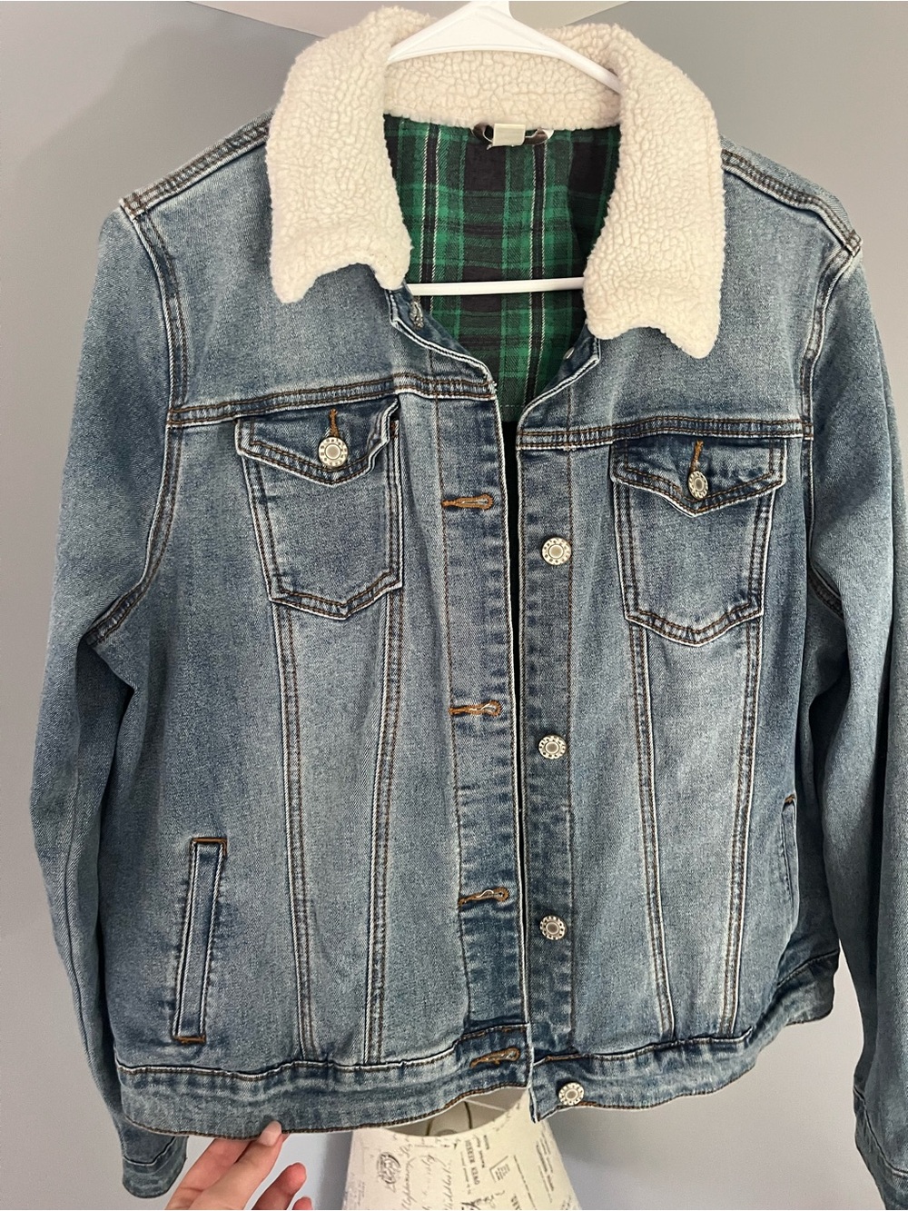 Sherpa Collar Light Wash Denim Jacket - Green Plaid Lining
